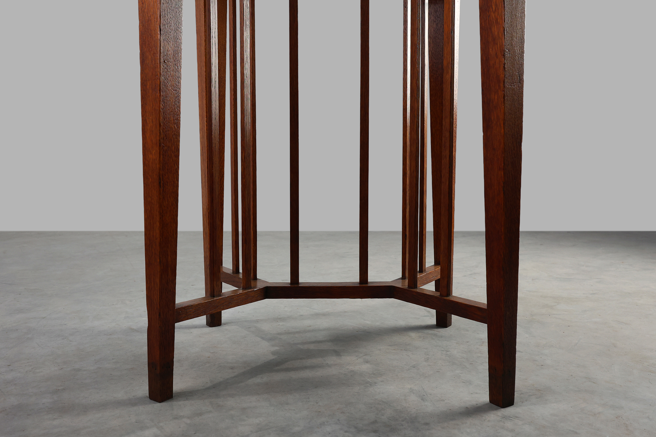 Arts and Crafts Oak Side Table, United Kingdom ca. 1900thumbnail